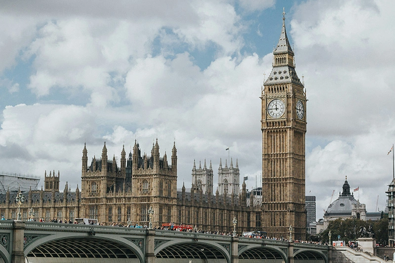 Westminster bridge and the houses of parliament